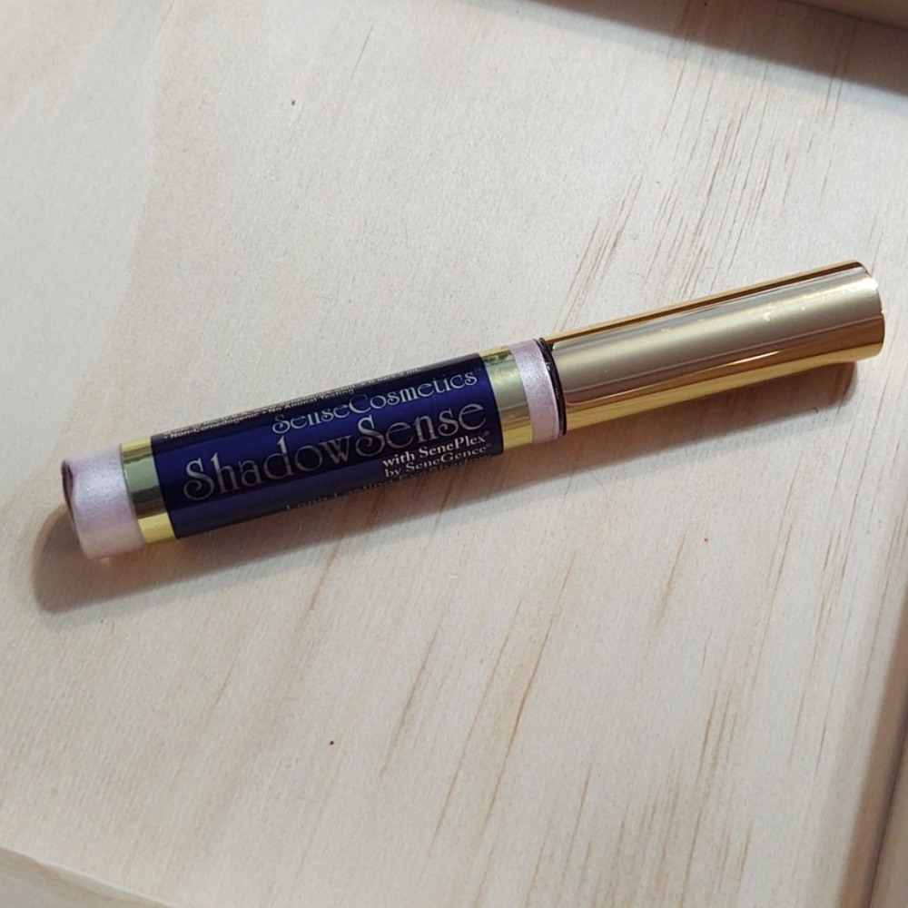 Pink Opal Shimmer Creme to Powder Eyeshadow